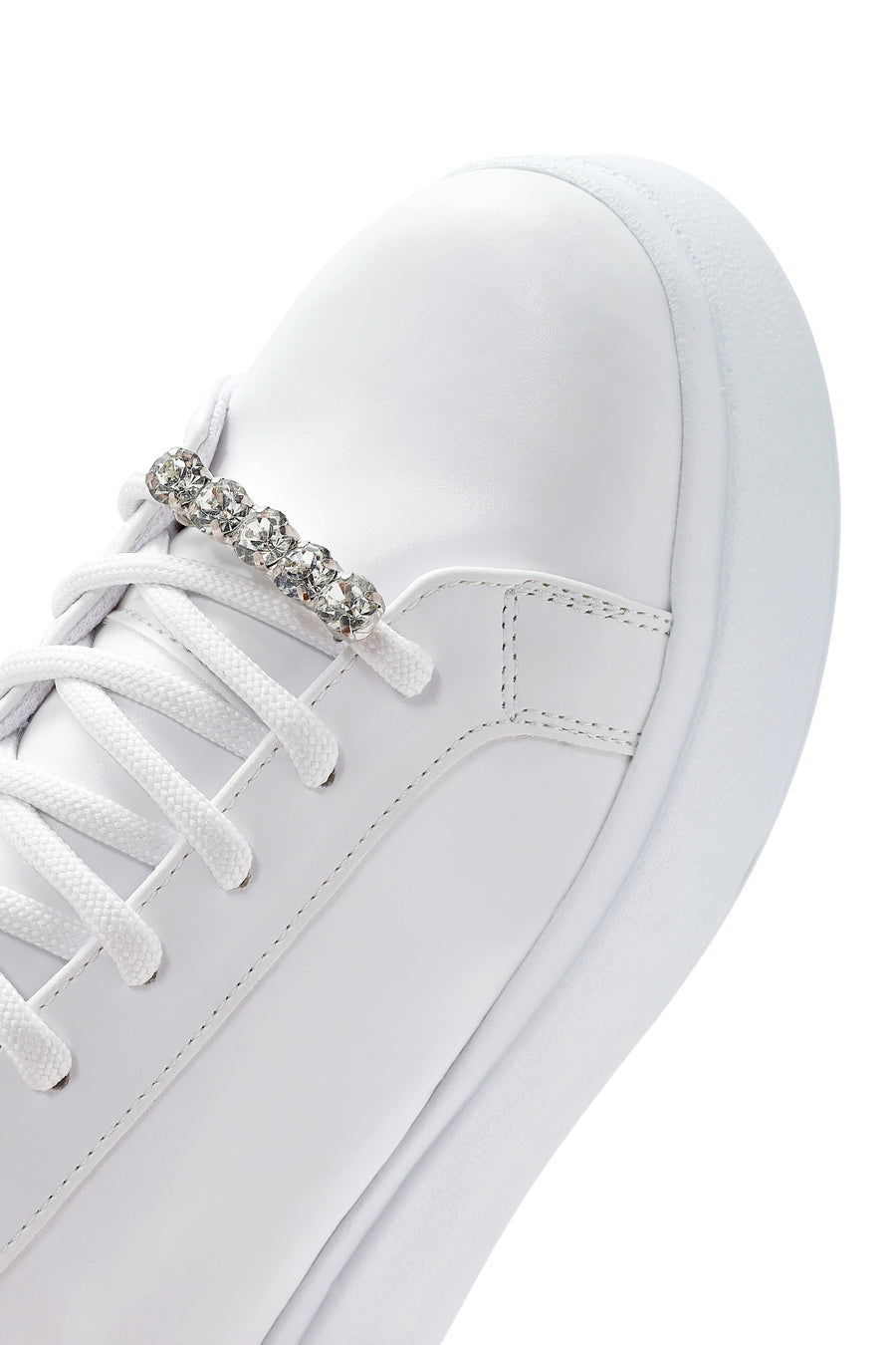 Kadın Beyaz Bağcıklı Kalın Tabanlı Sneaker