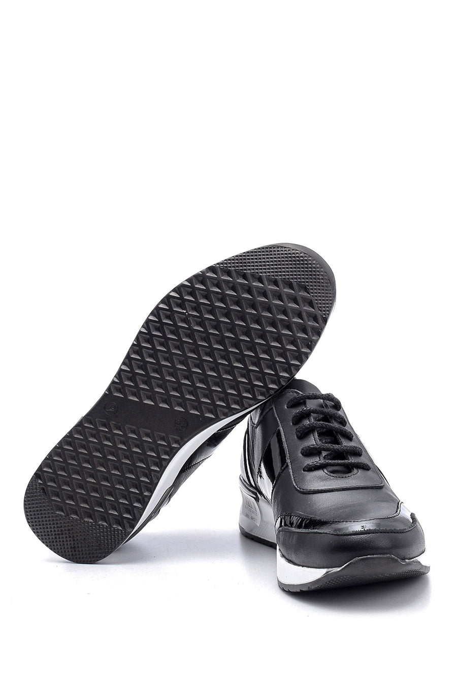 Kadın Rugan Detaylı Sneaker