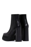 Women's Black Leather Zippered Platform Heeled Boots | Derimod