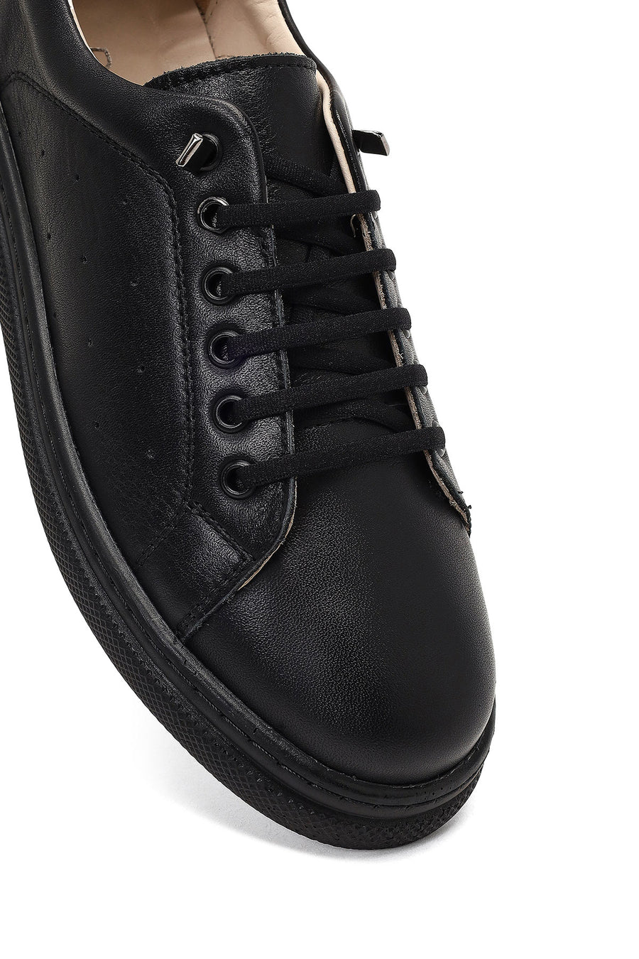 Kadın Siyah Bağcıklı Deri Sneaker