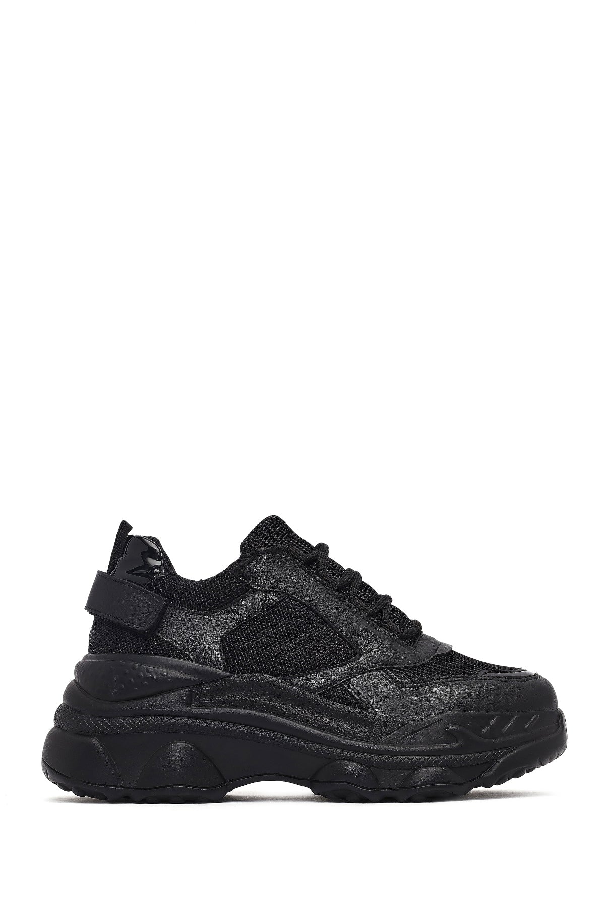 Kadın Siyah Bağcıklı Kalın Tabanlı Sneaker AF230002SK | Derimod