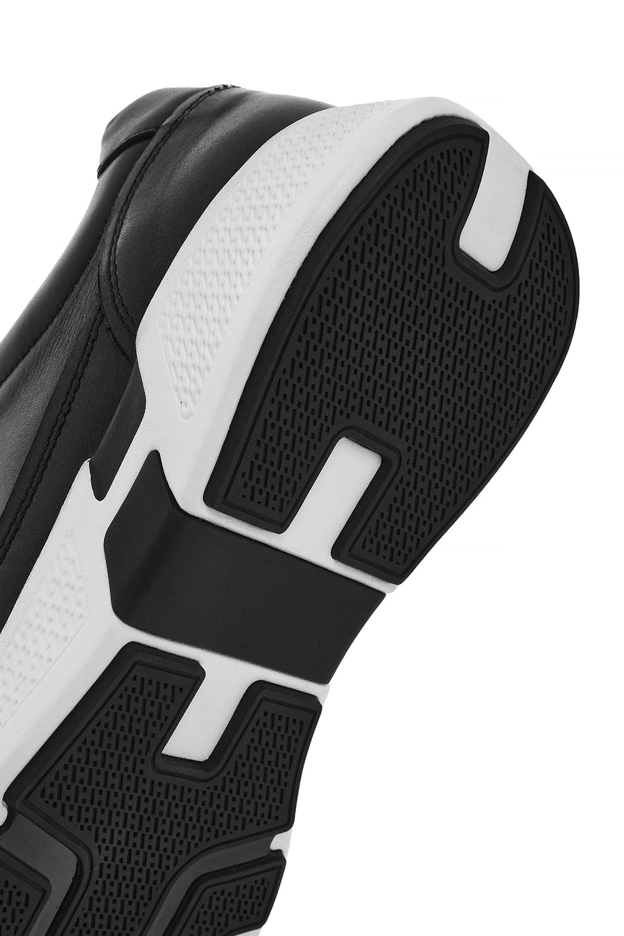 Erkek Siyah Bağcıklı Kalın Tabanlı Deri Sneaker