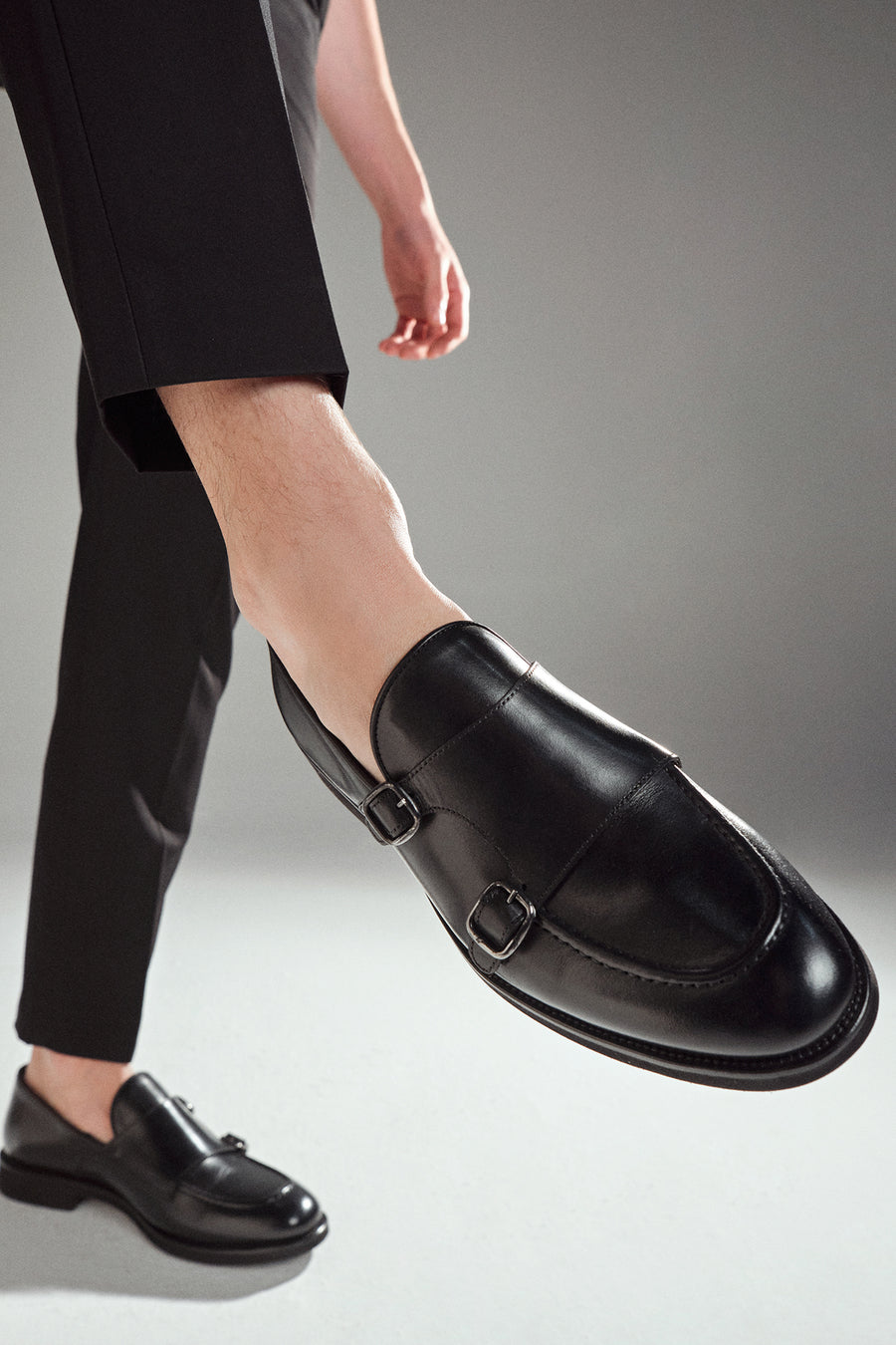 Men's Black Double Buckle Leather Casual Loafer