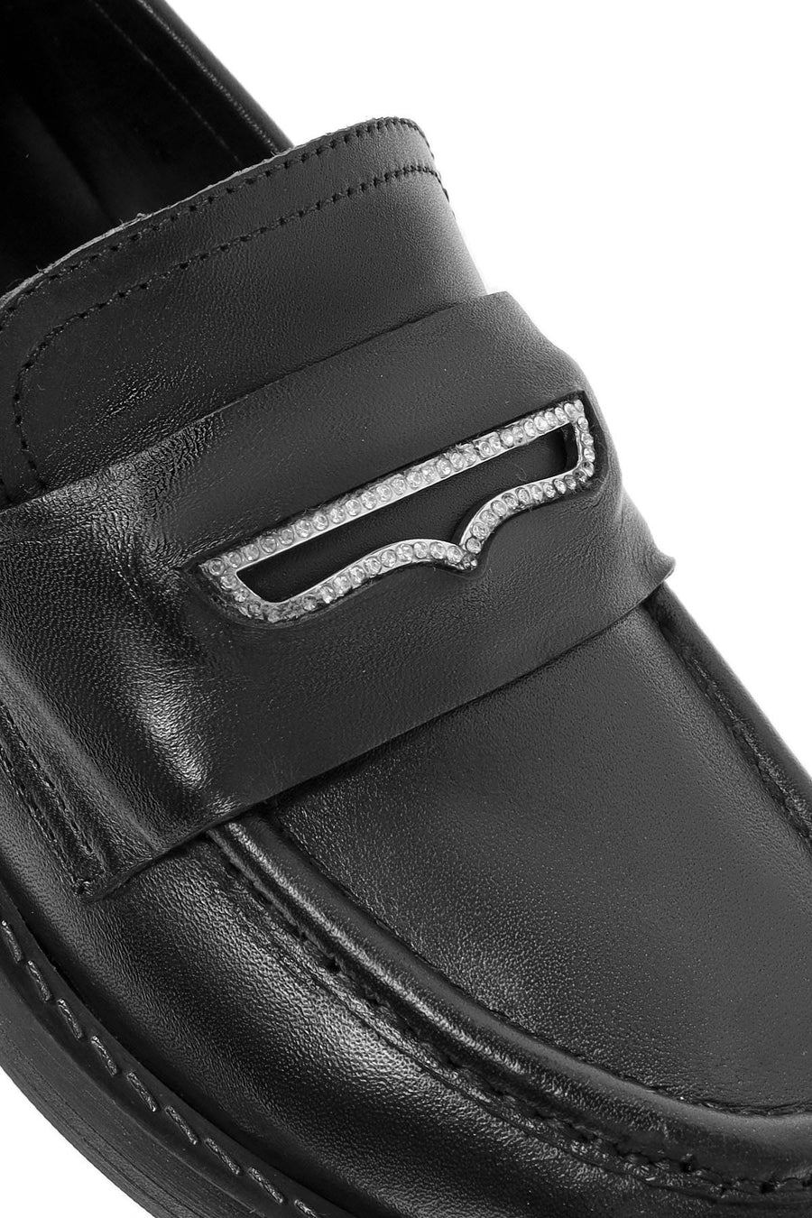Kadın Siyah Taş Detaylı Deri Maskülen Loafer