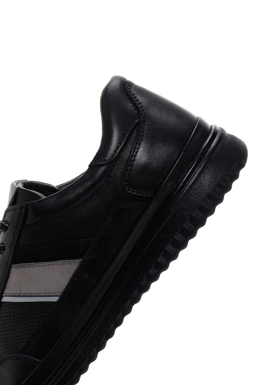 Men's Black Lace-up Leather Sneaker