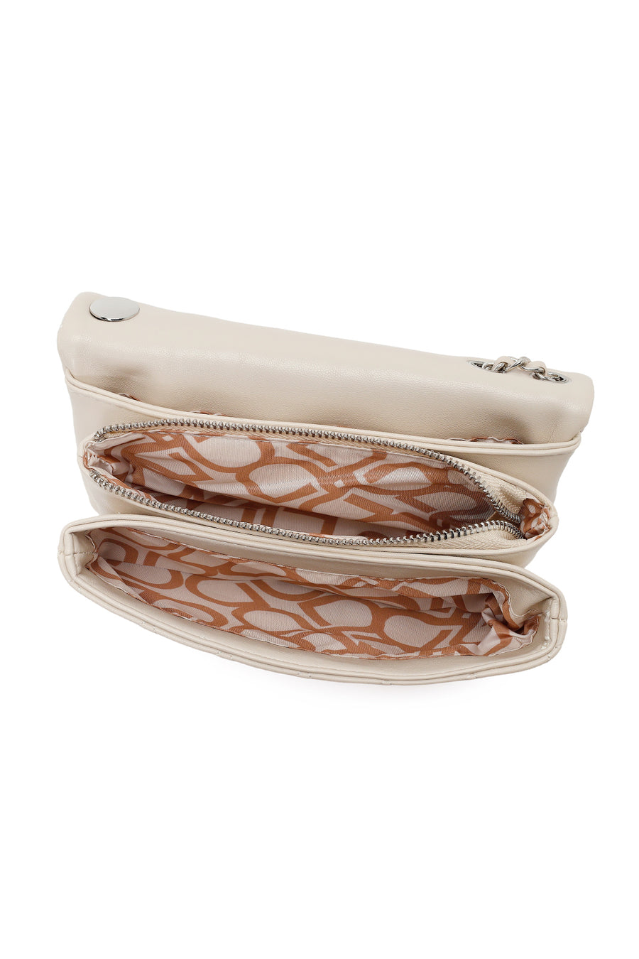 Woman Cream Chain-Strap Quilted Shoulder Bag