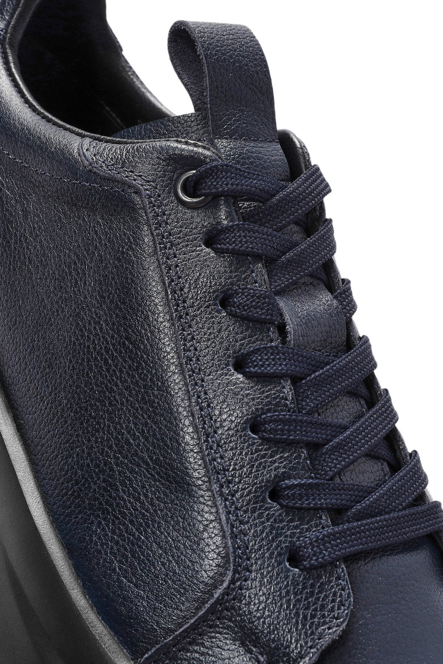 Erkek Lacivert Bağcıklı Deri Sneaker