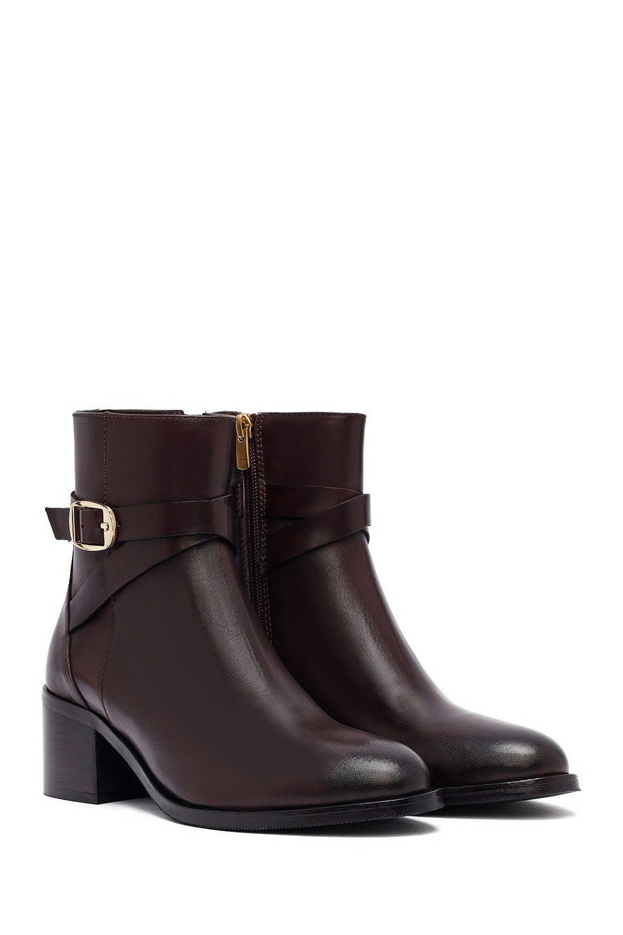 Woman Brown Zip Closure Chunky Heeled Leather Boots