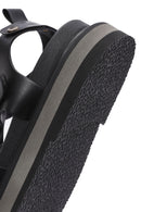 Kadın Siyah Bilekten Bağlamalı Kalın Tabanlı Sandalet | Derimod