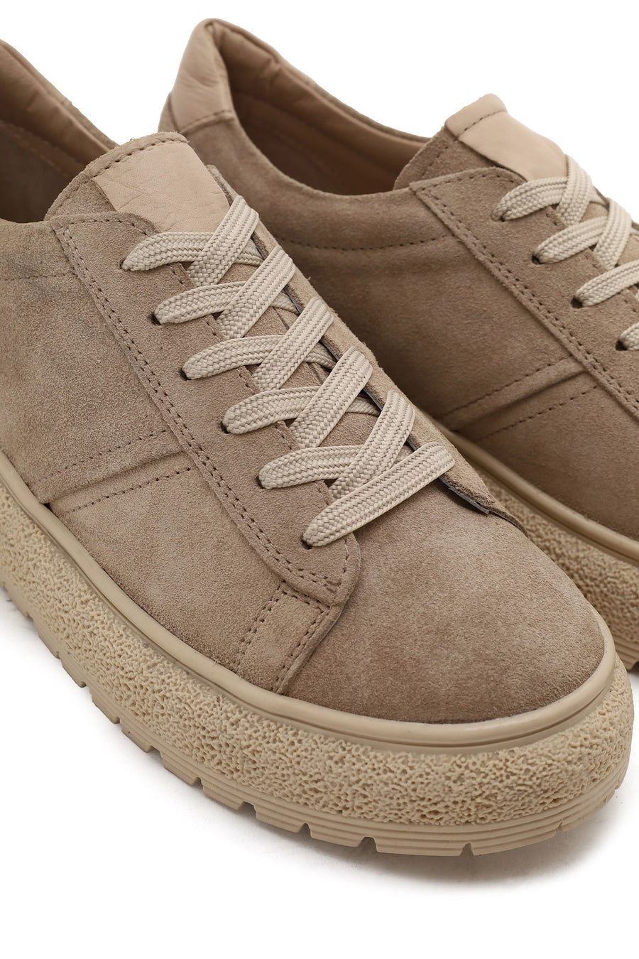 Kadın Bej Bağcıklı Süet Deri Sneaker