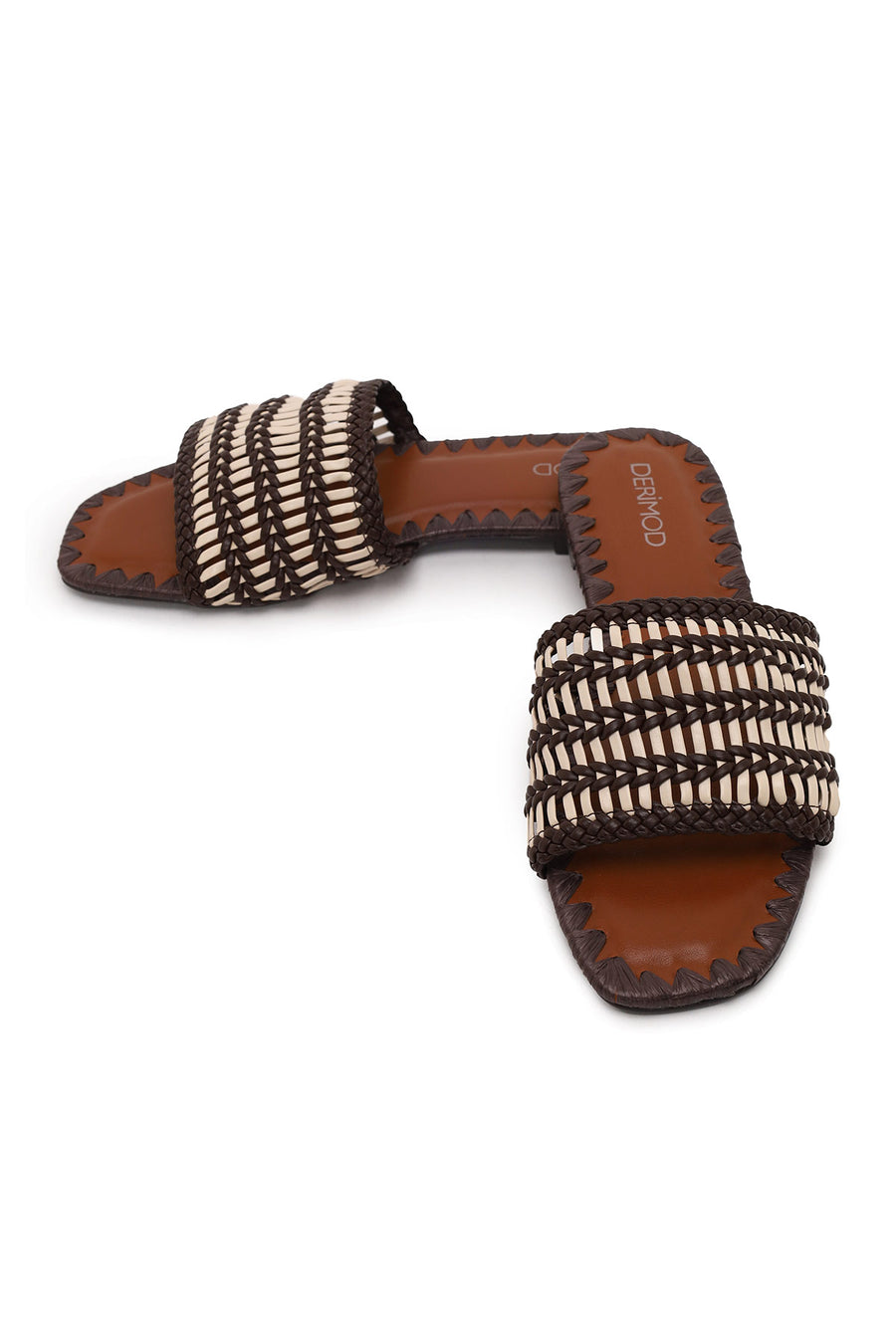 Woman Brown Braided Slipper