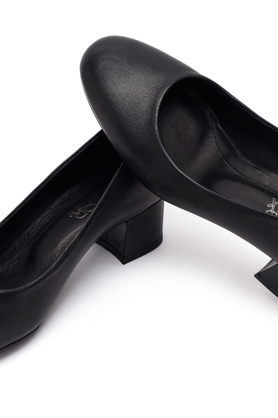 Women's Black Short Thick-Heeled Leather Shoes