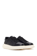 Erkek Siyah Bağcıklı Kalın Tabanlı Deri Sneaker | Derimod