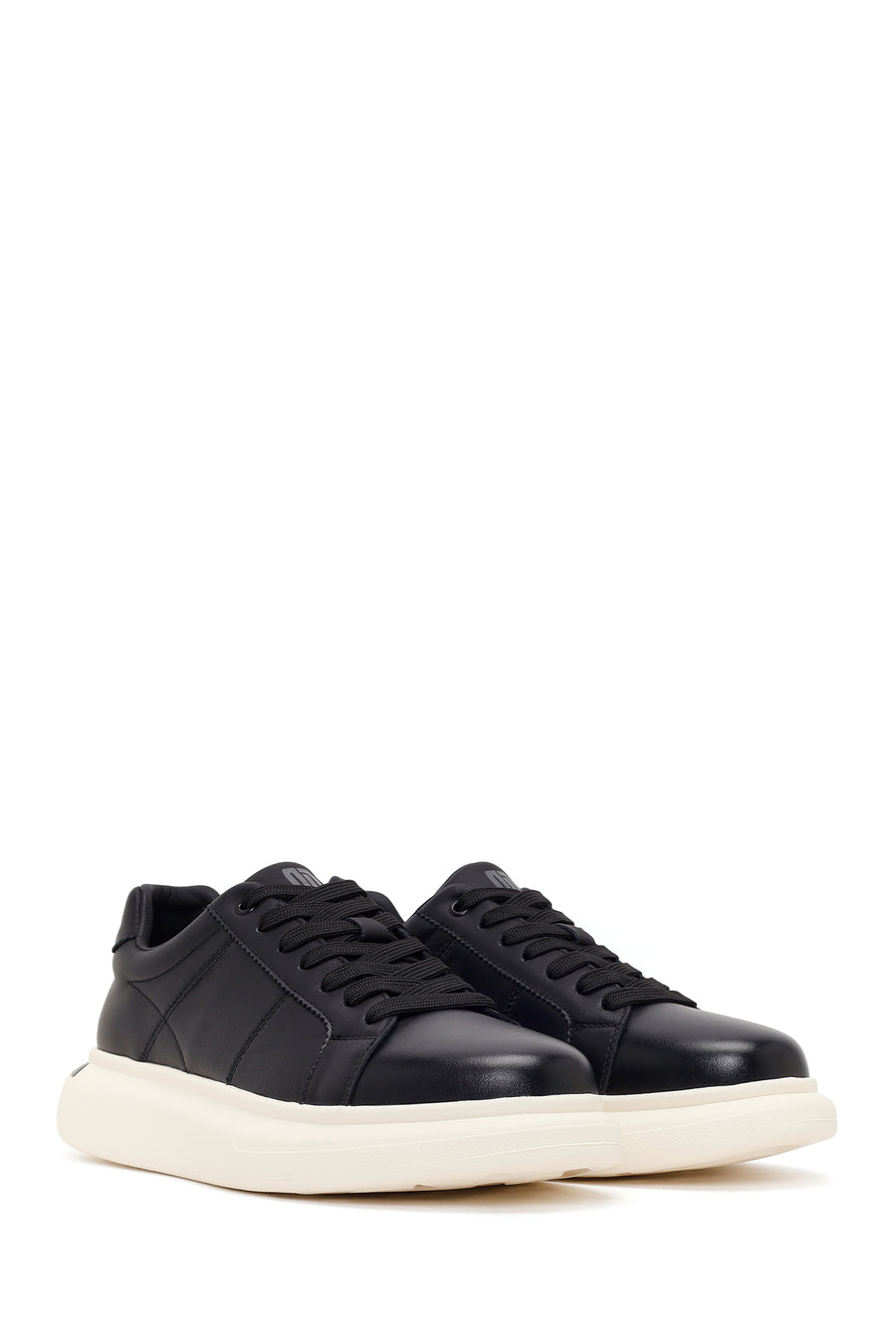 Erkek Siyah Bağcıklı Kalın Tabanlı Deri Sneaker
