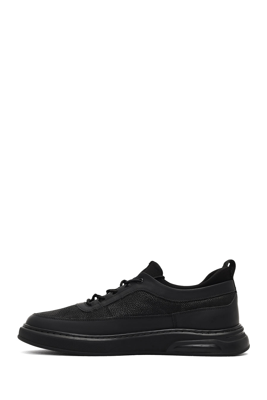 Men's Black Lace-Up Thick-Soled Leather Sneaker