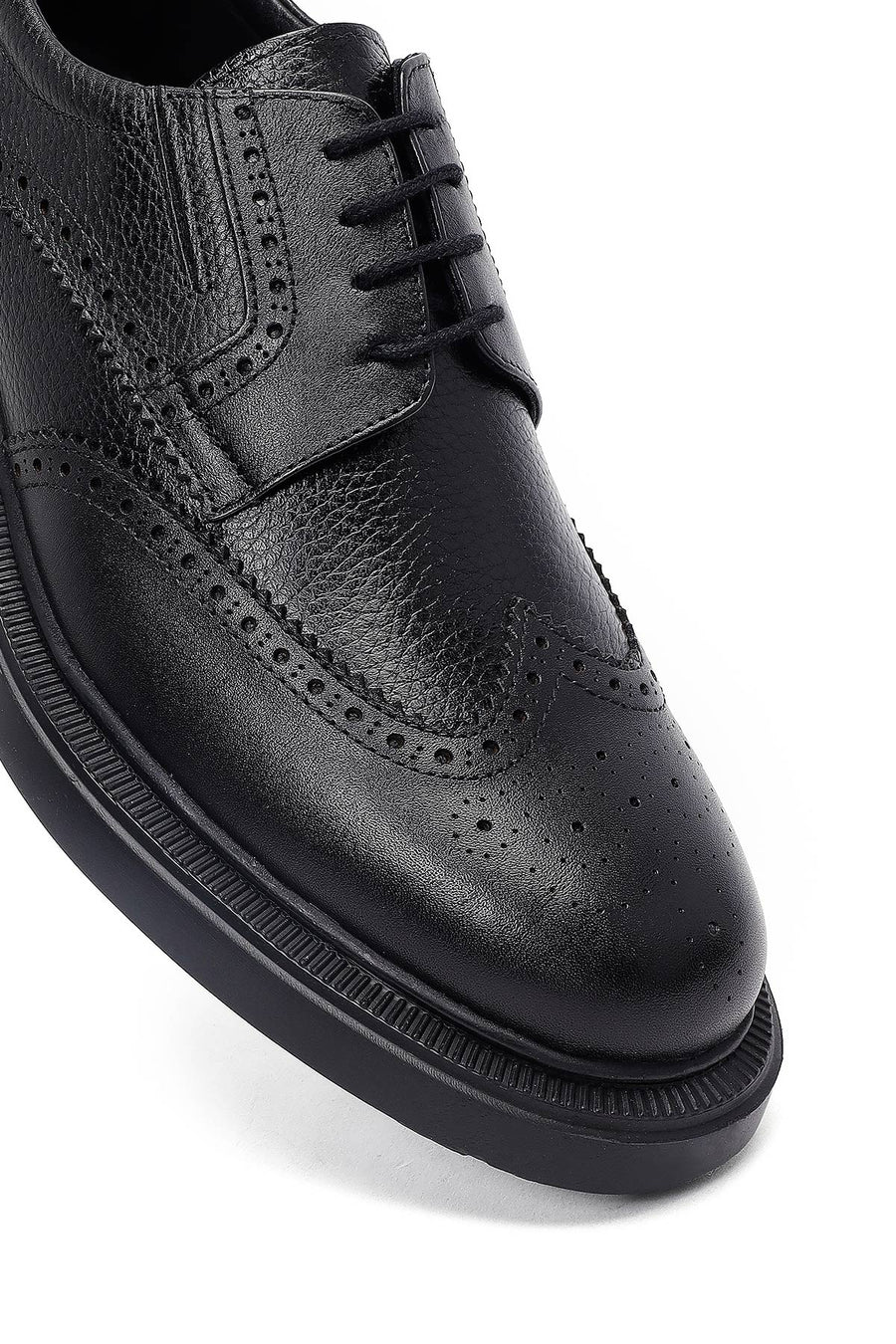 Men's Black Lace-Up Thick-Soled Leather Casual Shoe