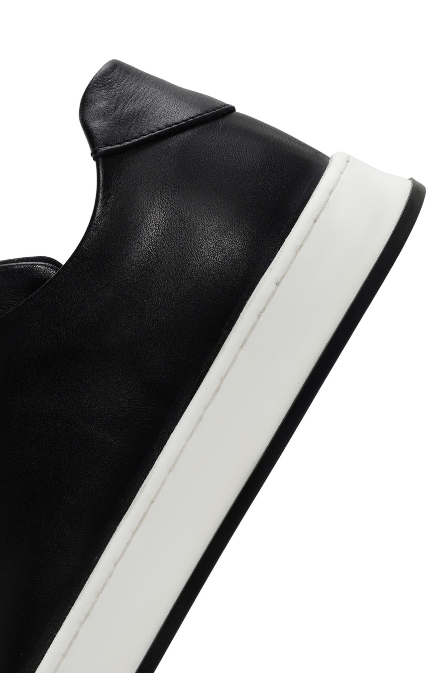 Men's Black Lace-up Leather Sneaker