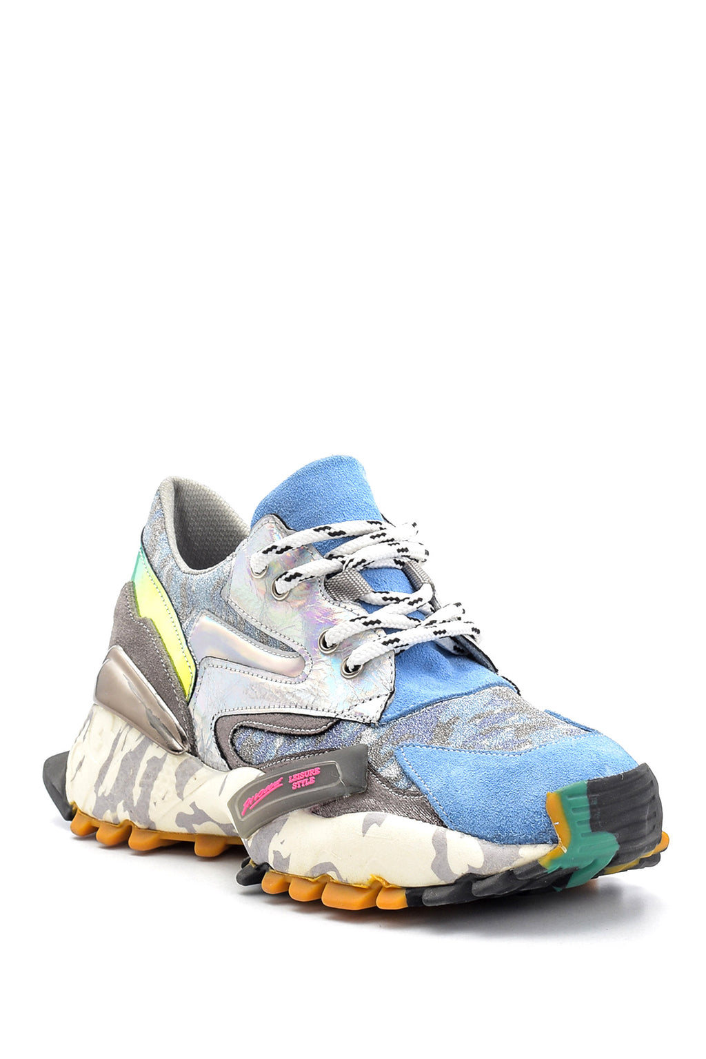 Kadın Yüksek Tabanlı Desenli Sneaker