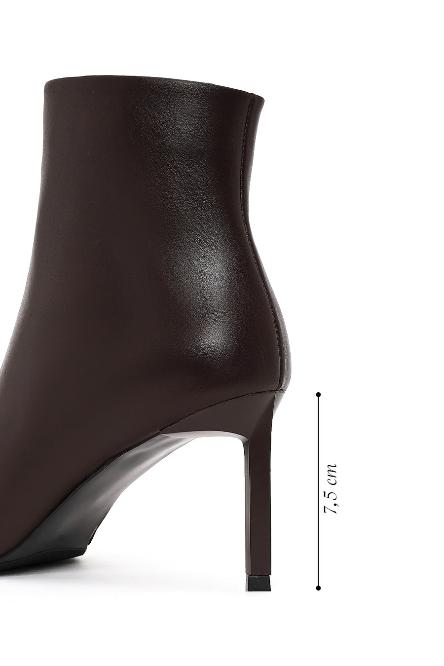 Woman Brown Zip Closure Thin-Heeled Leather Boots