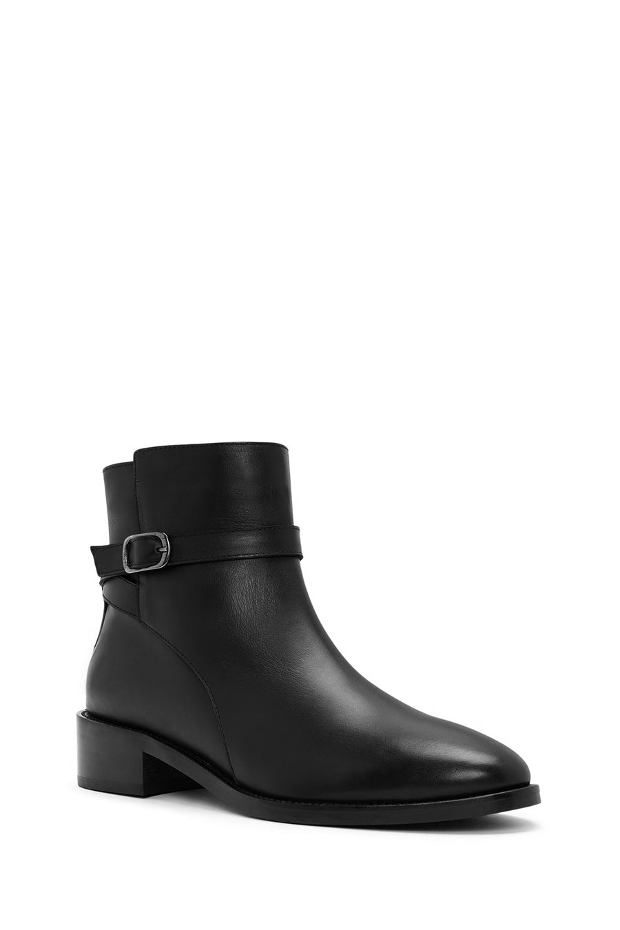 Woman Black Zippered Leather Boat