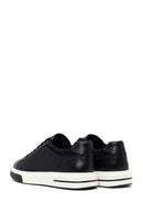Erkek Siyah Bağcıklı Kalın Tabanlı Deri Sneaker | Derimod