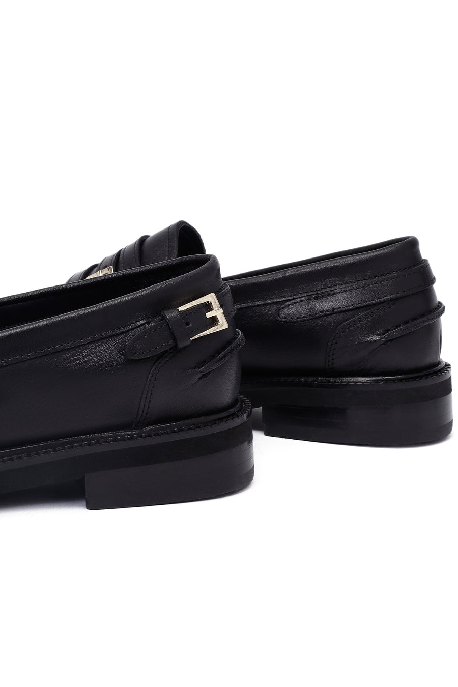 Kadın Siyah Tokalı Deri Maskülen Loafer