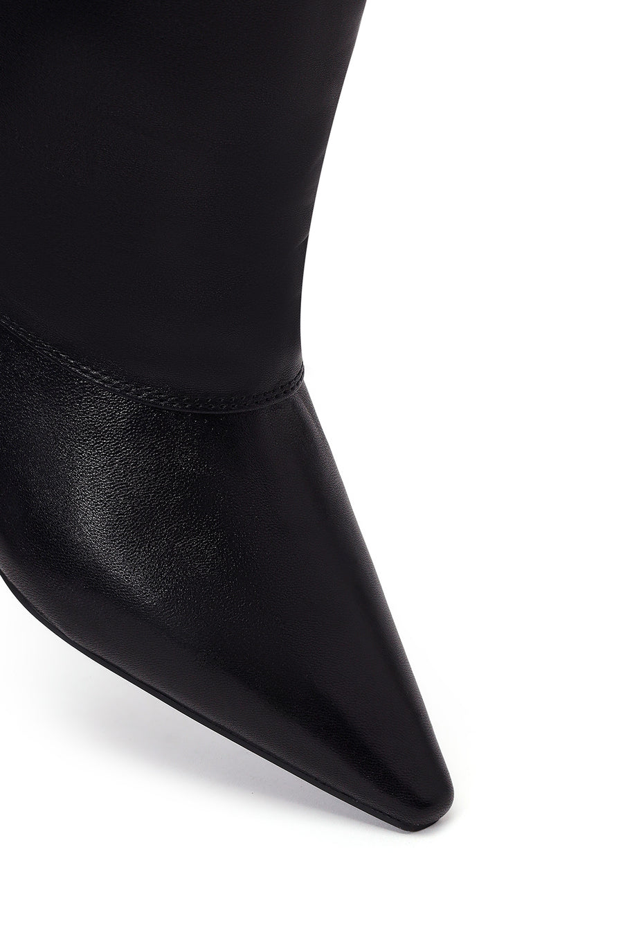 Woman Black Heeled Leather Boots