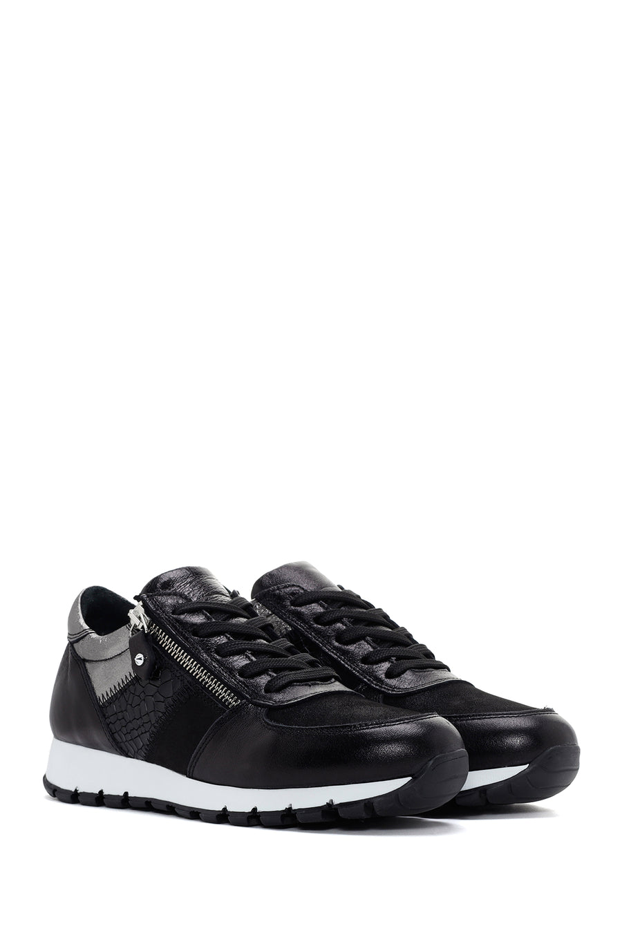 Women's Black Sneaker