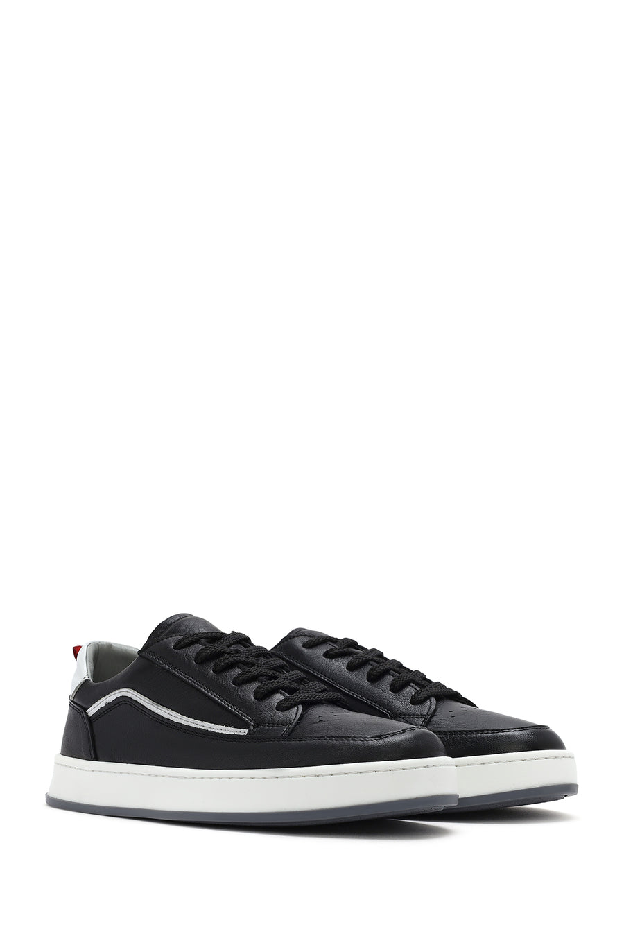 Men's Black Lace-up Leather Sneaker