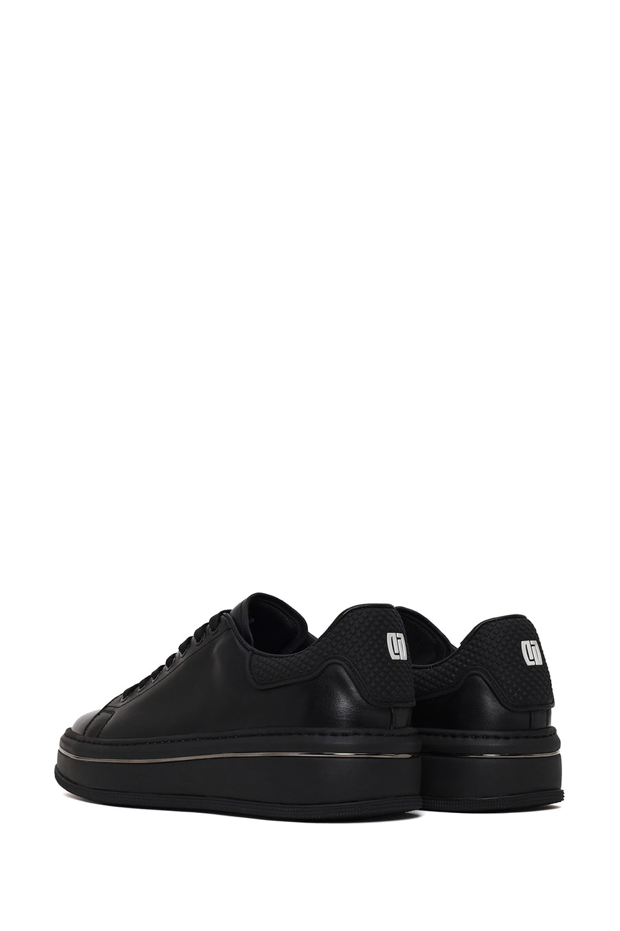 Male Black Lace-Up Chunky-Sole Leather Sneaker