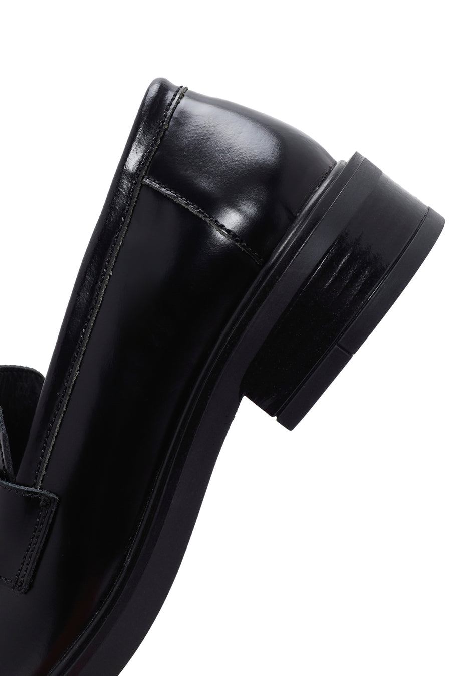Kadın Siyah Deri Püsküllü Maskülen Loafer