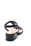 Women's Crocodile Leather Flip Flops Sandals | Derimod