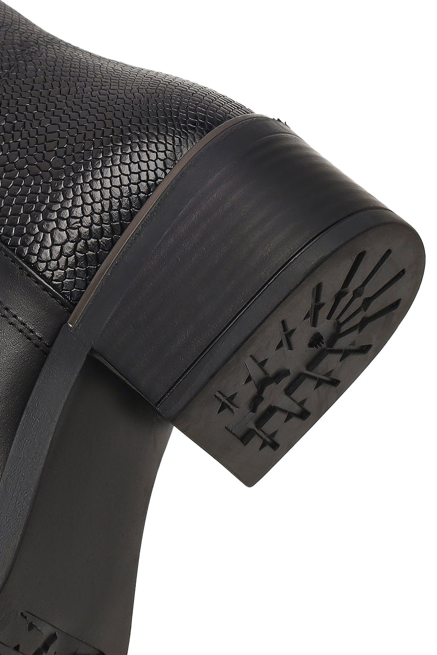 Woman Black Zip Closure Leather Boots