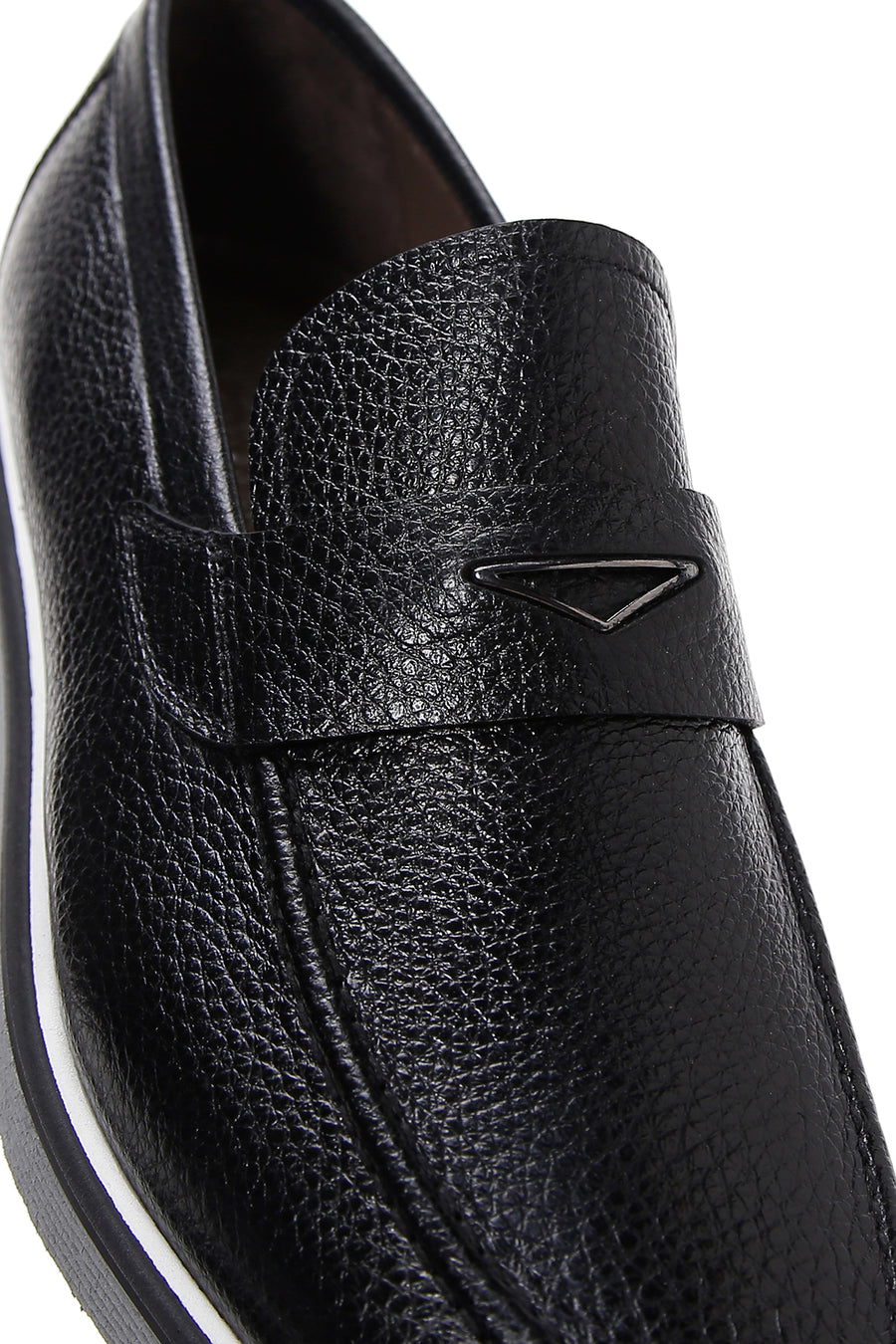 Men's Black Leather Casual Loafer