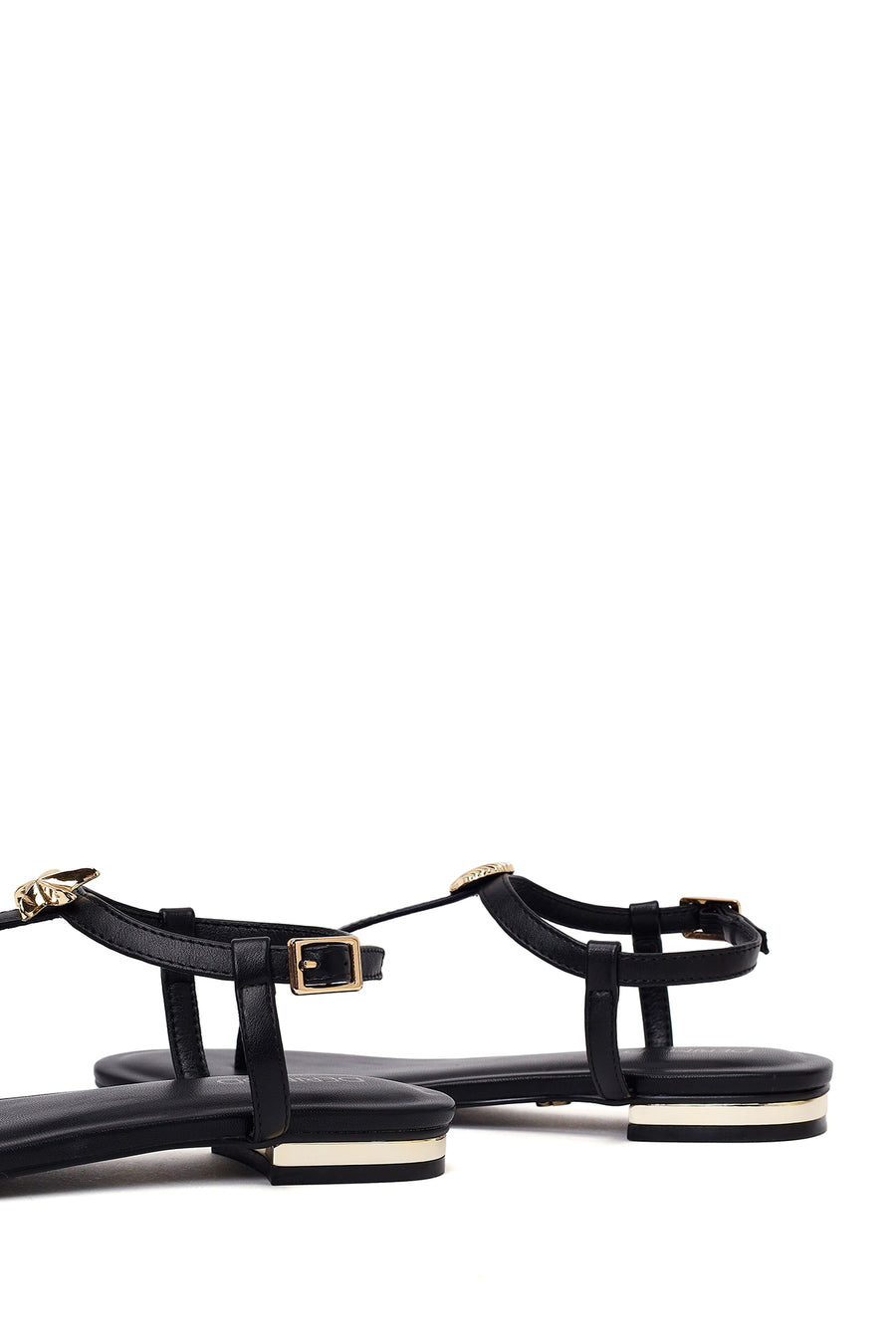 Woman Black Flip-Flop Sandal