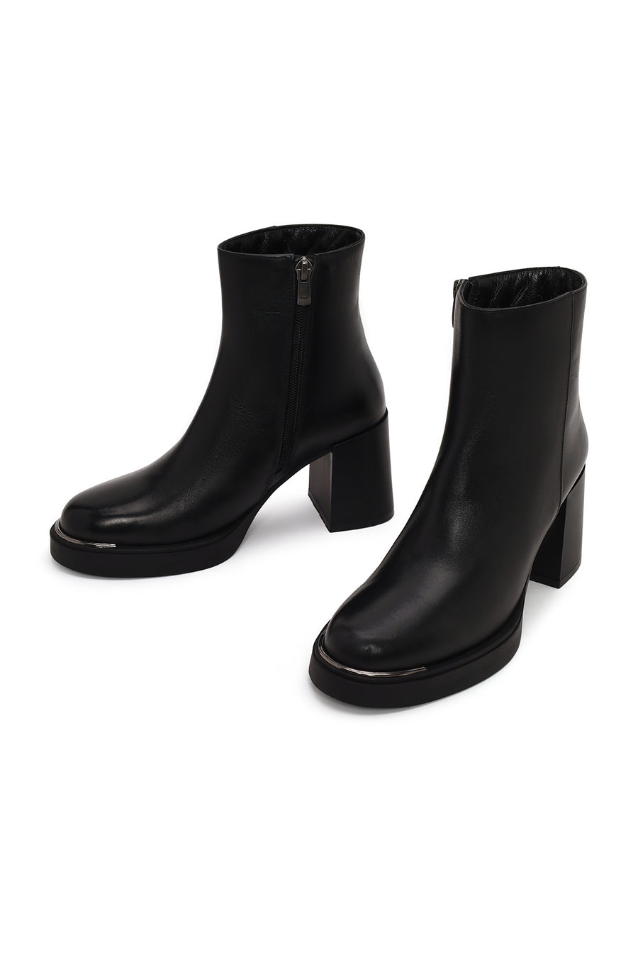 Woman Black Zip Closure Thick-Heeled Leather Boots