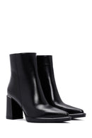Woman Black Zip Closure Thick-Heeled Leather Boots | Derimod