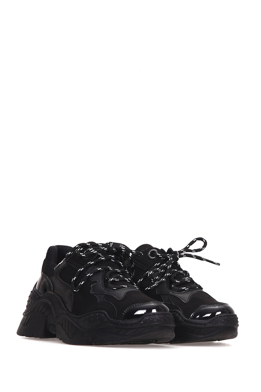 Kadın Rugan Detaylı Sneaker