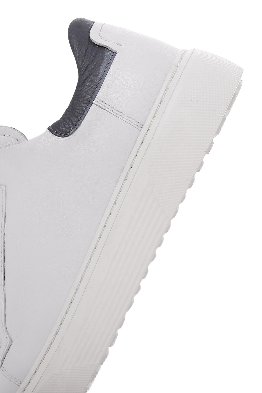 Men's White Lace-up Leather Sneaker
