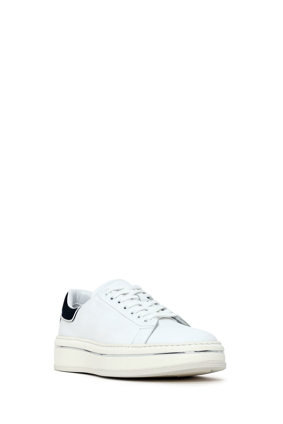 Male White Lace-Up Thick-Soled Leather Sneaker