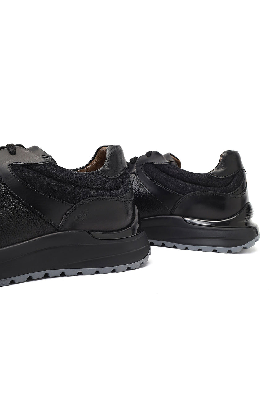 Erkek Siyah Bağcıklı Kalın Tabanlı Deri Sneaker