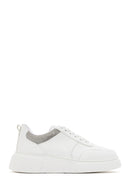 Women's White Thick Soled Stone Sneaker | Derimod