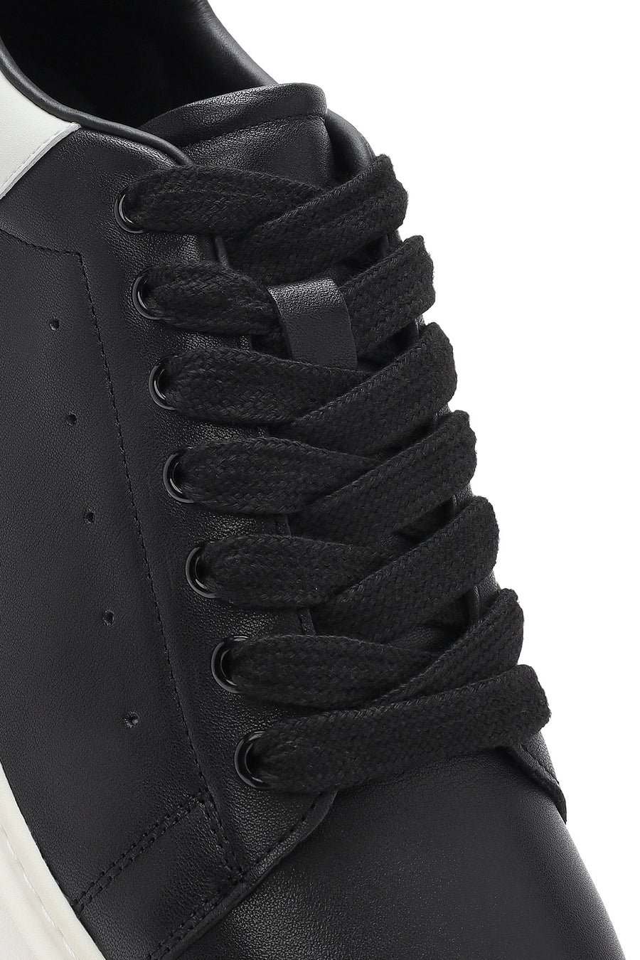 Erkek Siyah Bağcıklı Deri Sneaker
