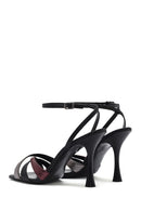 Kadın Siyah Bilekten Bağlamalı İnce Yüksek Topuklu Desenli Deri Sandalet | Derimod