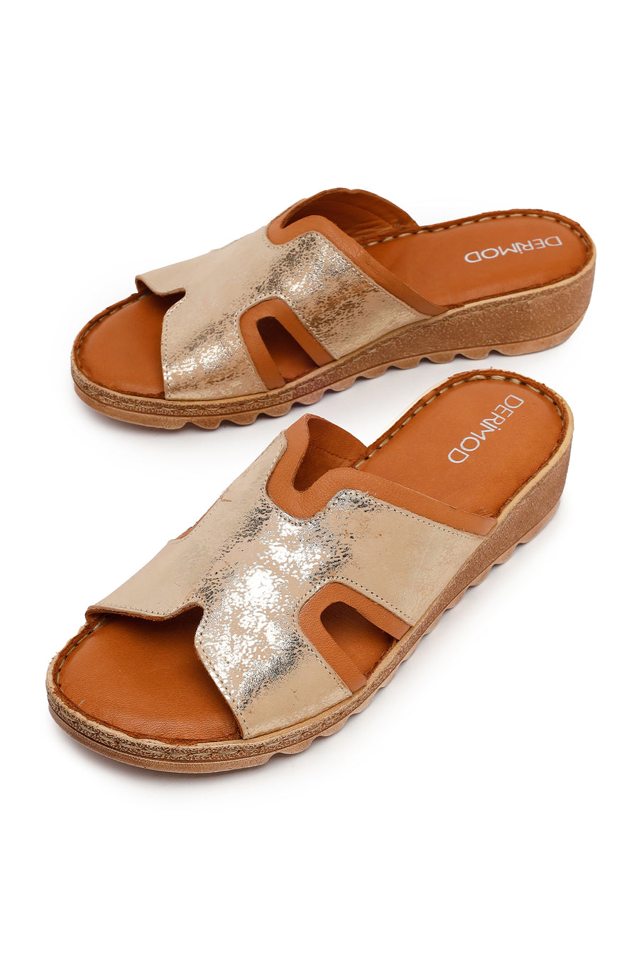 Woman Tan Leather Comfort Slipper
