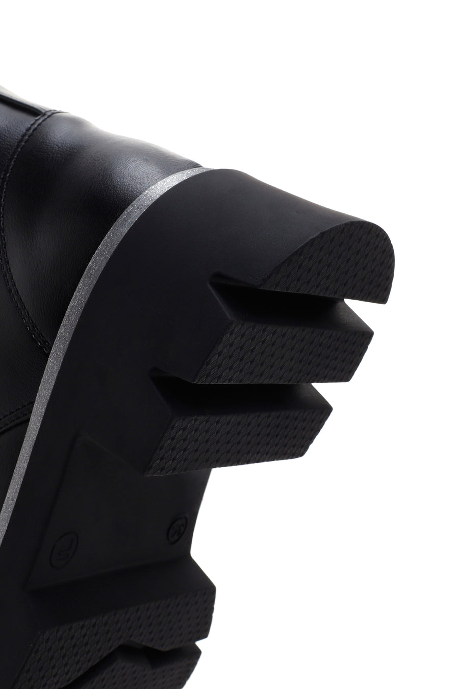 Women's Black Thick Soled Zippered Boots