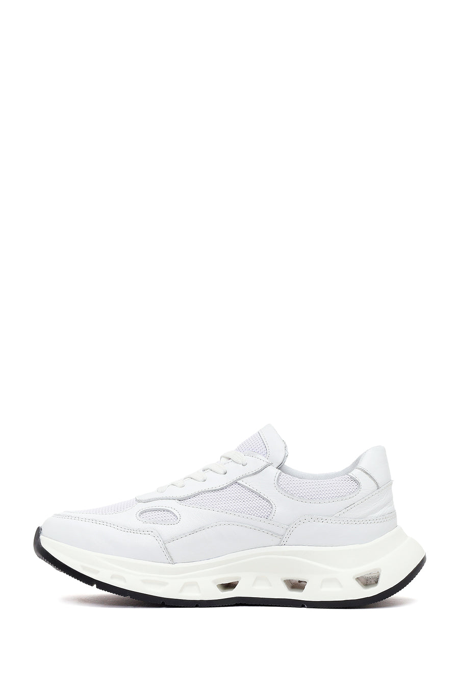 Kadın Beyaz Bağcıklı Kalın Tabanlı Deri Sneaker