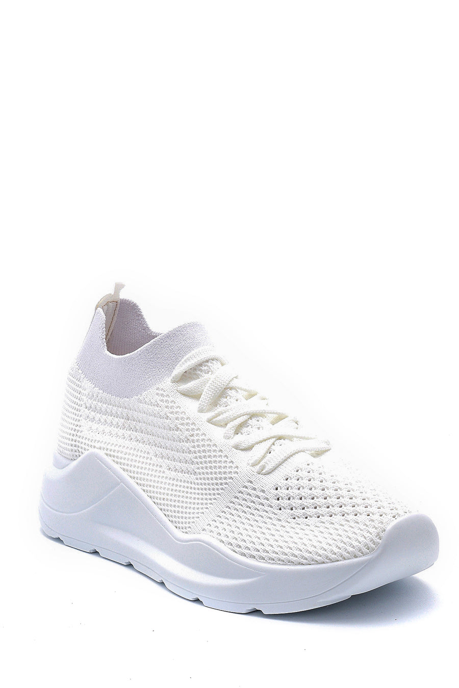 Women's Lace-Up Sneaker