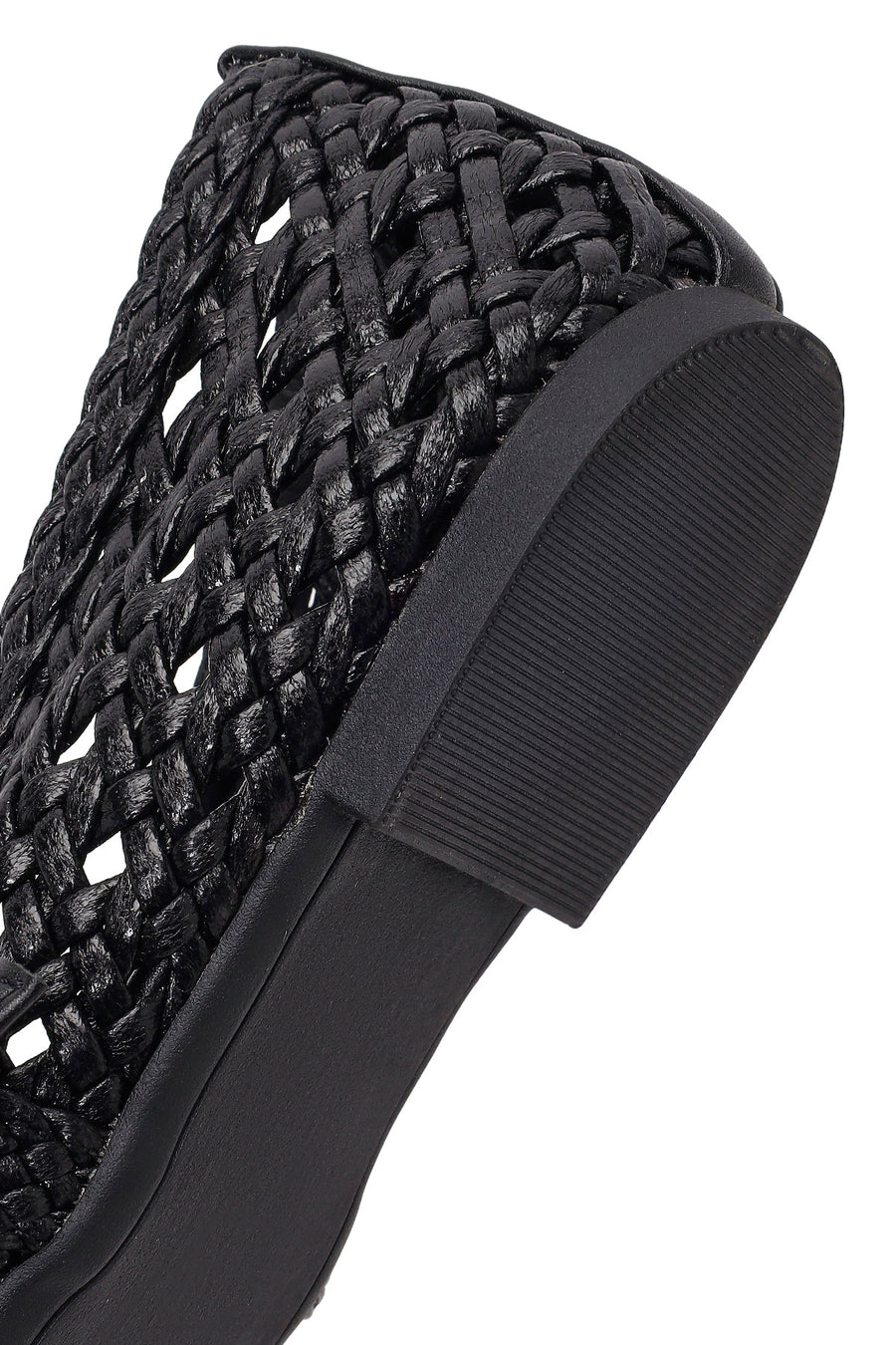 Woman Black Buckled Braided Ballerine flats