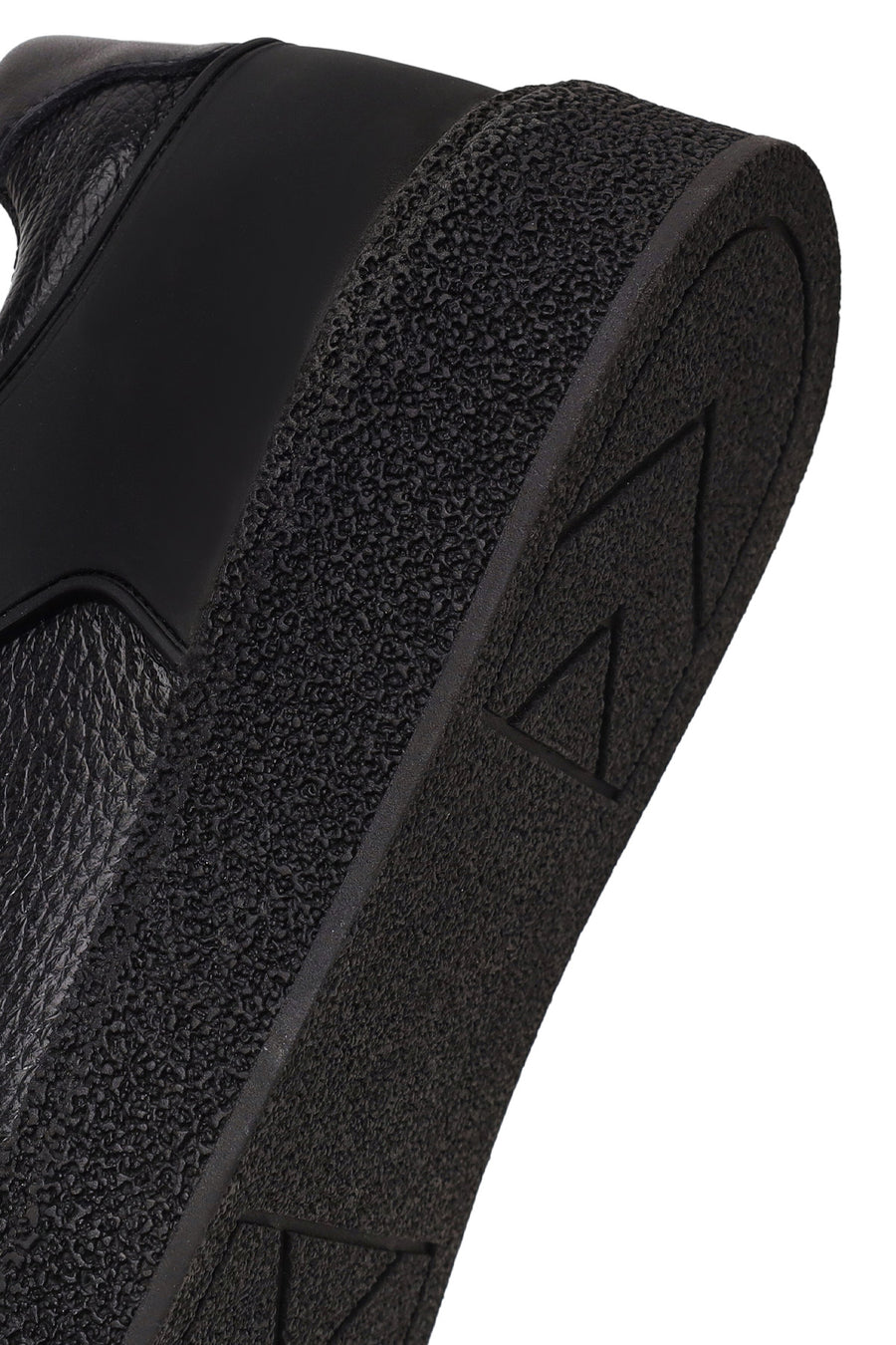 Male Black Lace-Up Thick-Soled Leather Sneaker